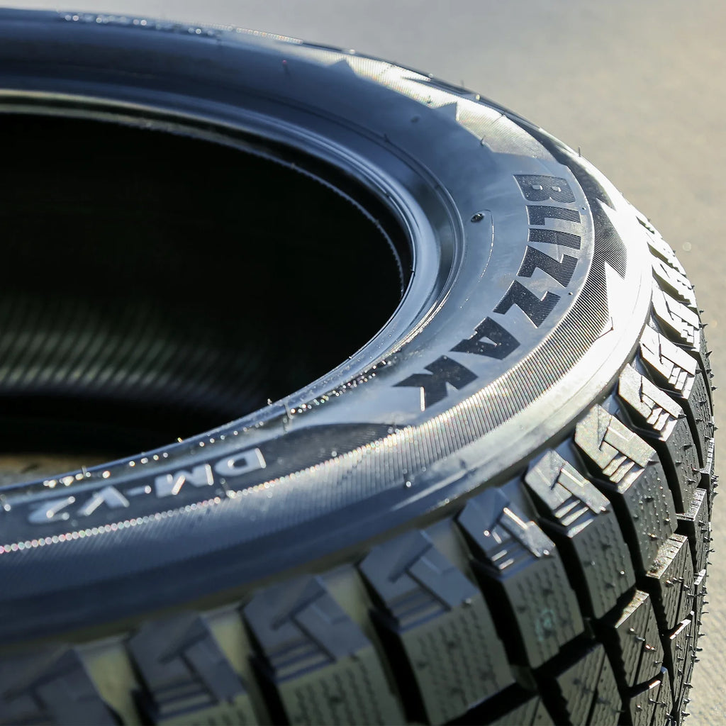 Set of 4 215/70R16 Snow Winter Tires R59394