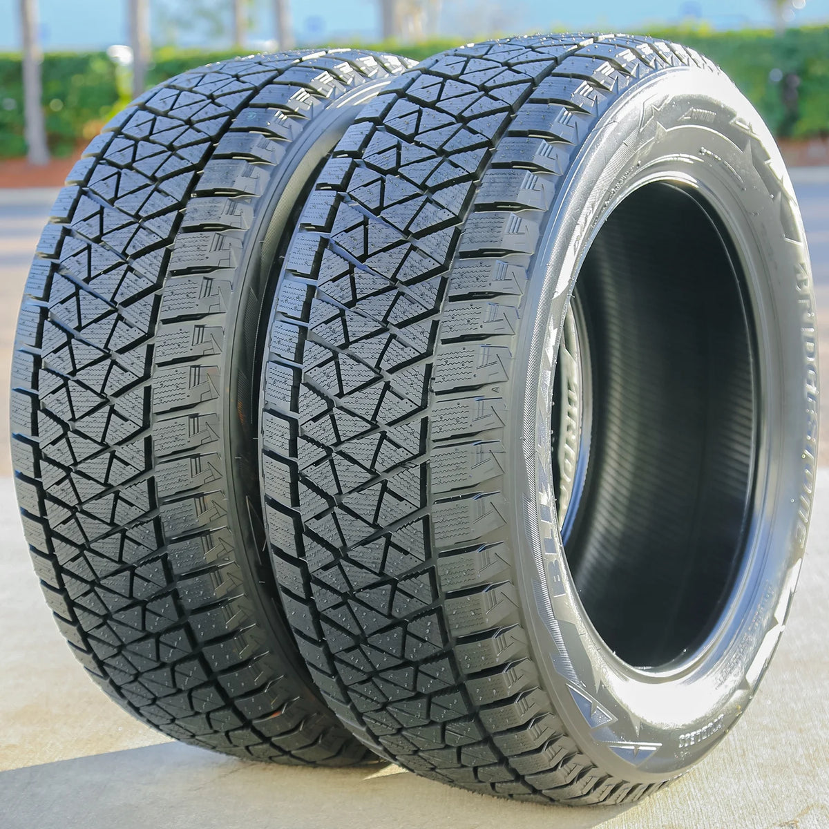 Set of 4 215/70R16 Snow Winter Tires R59394