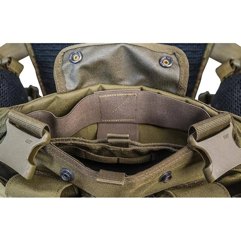 Black Chest Rig D9587
