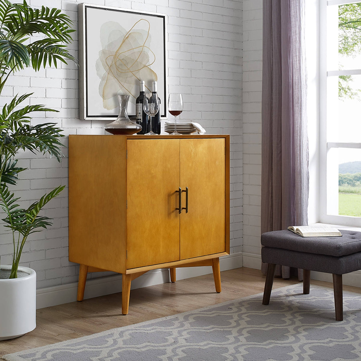 Acorn Bar Cabinet L315