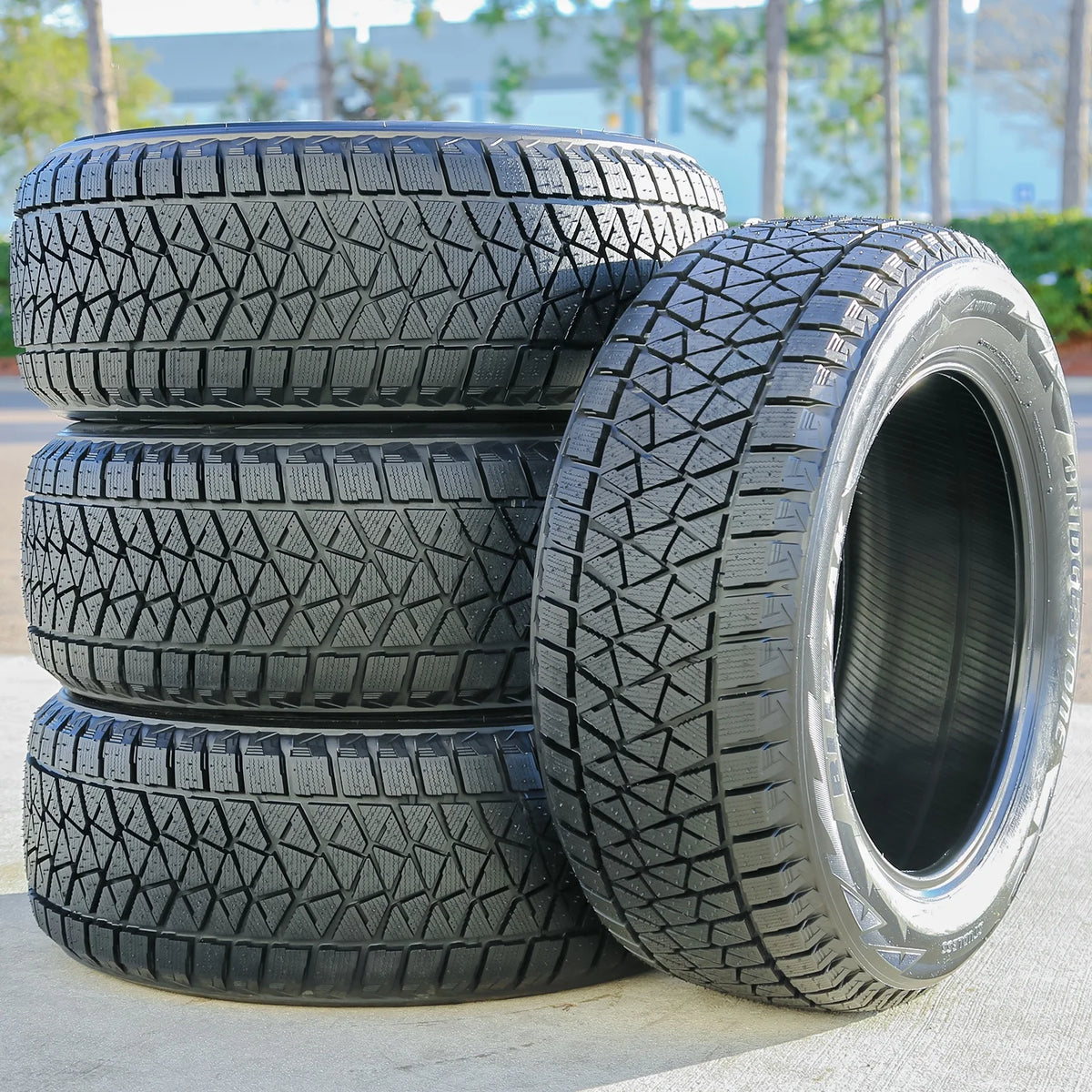 Set of 4 215/70R16 Snow Winter Tires R59394