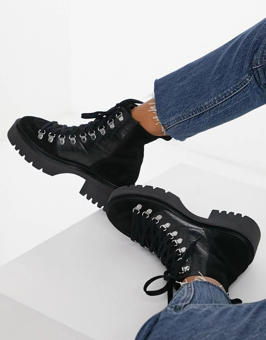 Black Suede Hiker Boots X166