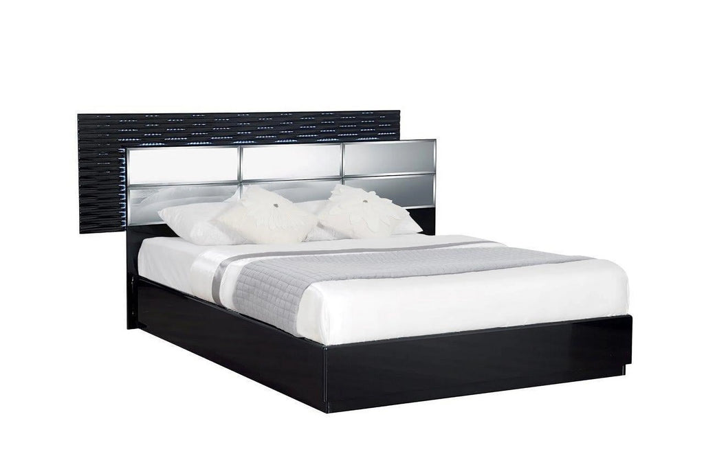 Queen Size 3Pcs Bedroom Set J236
