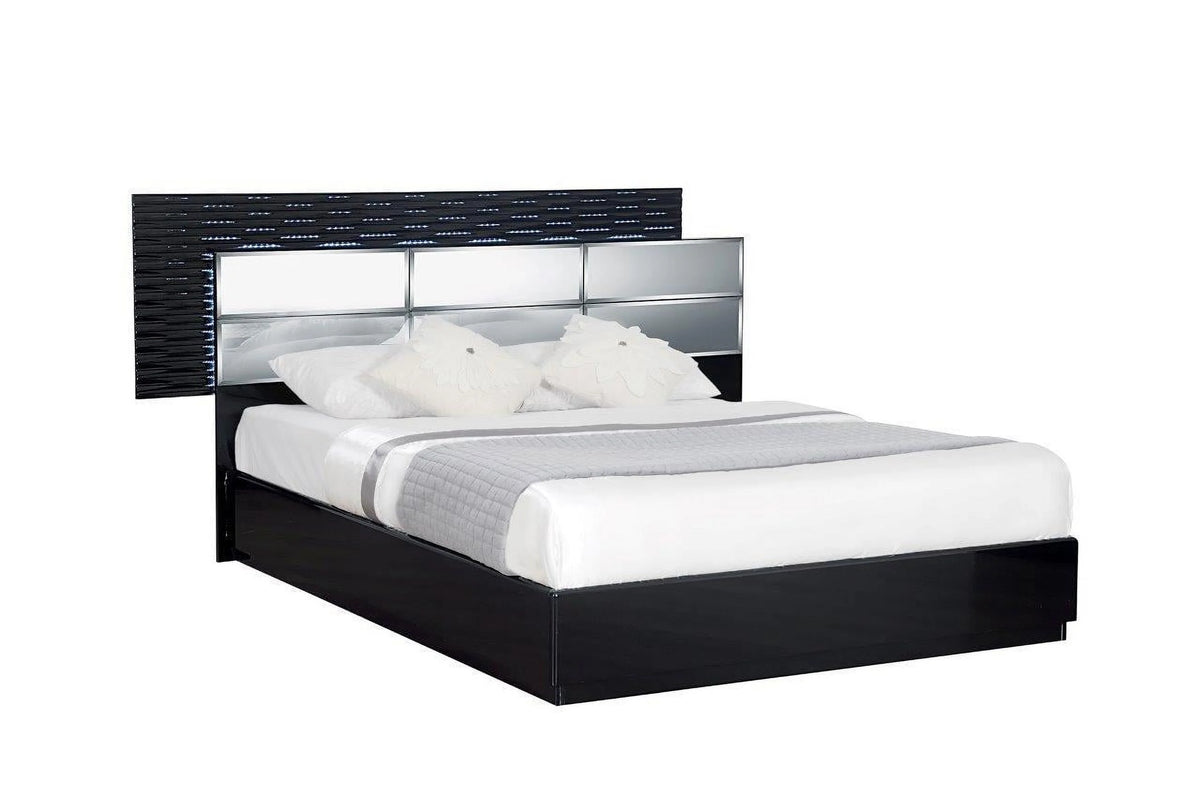 Queen Size 3Pcs Bedroom Set J236