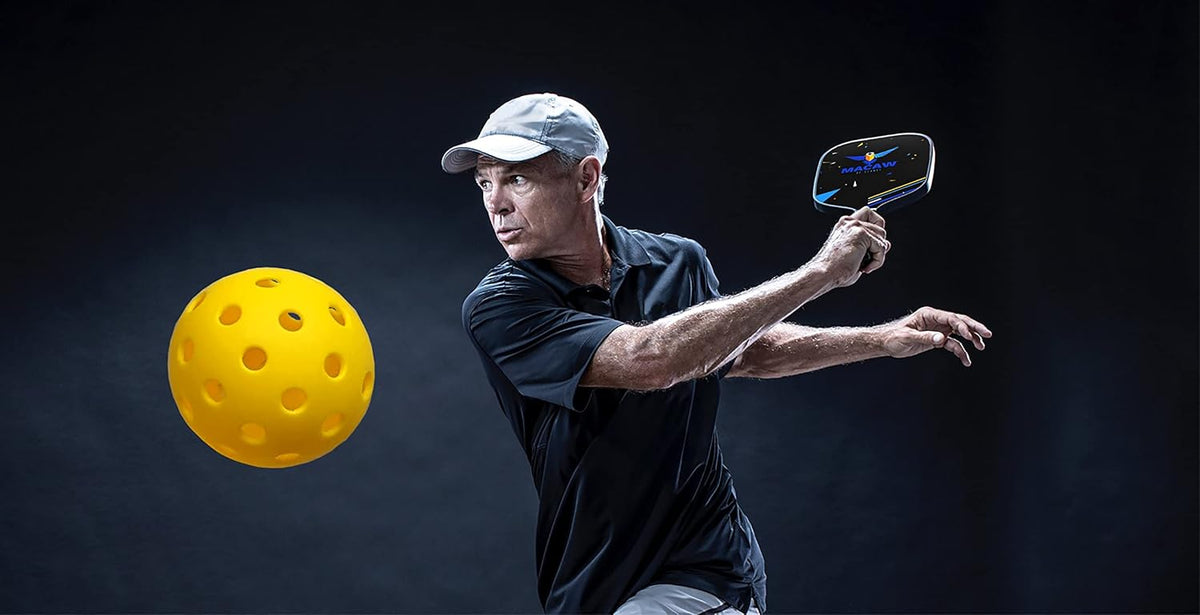 Graphite Pickleball Paddle Set of 2 and 4 Pickleballs O479638