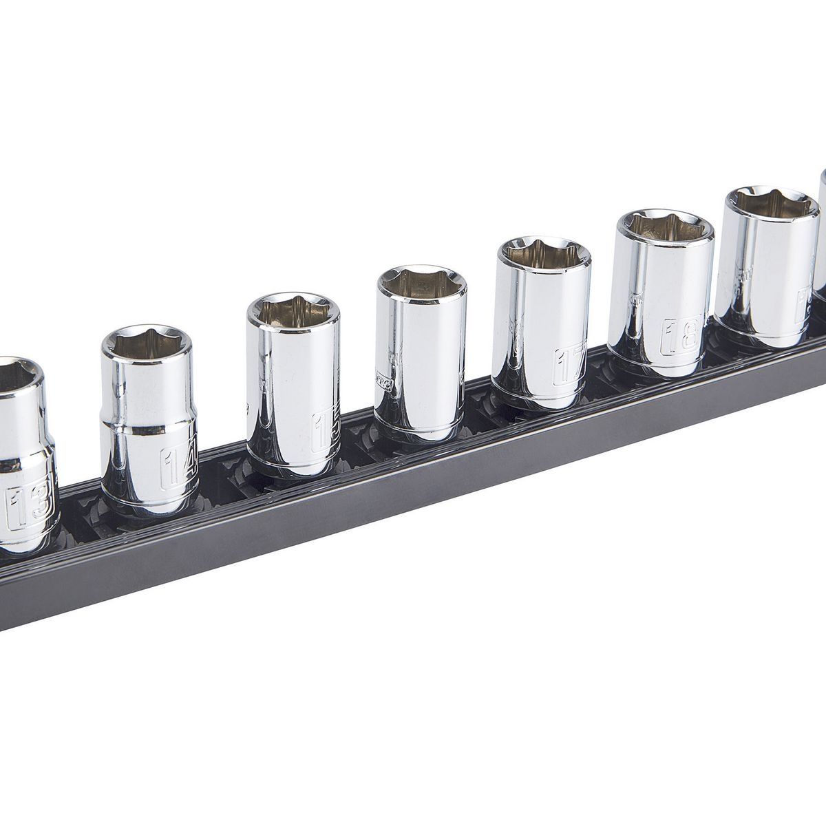 1/2 in. Magnetic Socket Rail with Twist Lock R60899