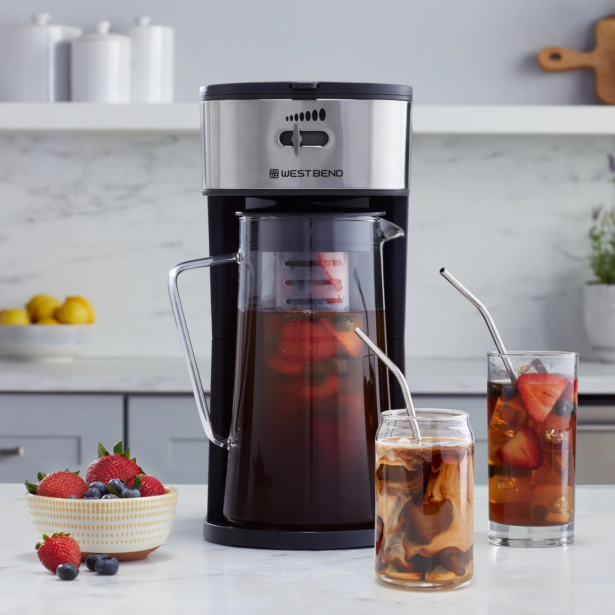 Iced Coffee and Iced Tea Maker with Infusion Tube, 2.75 Qt. Black N269