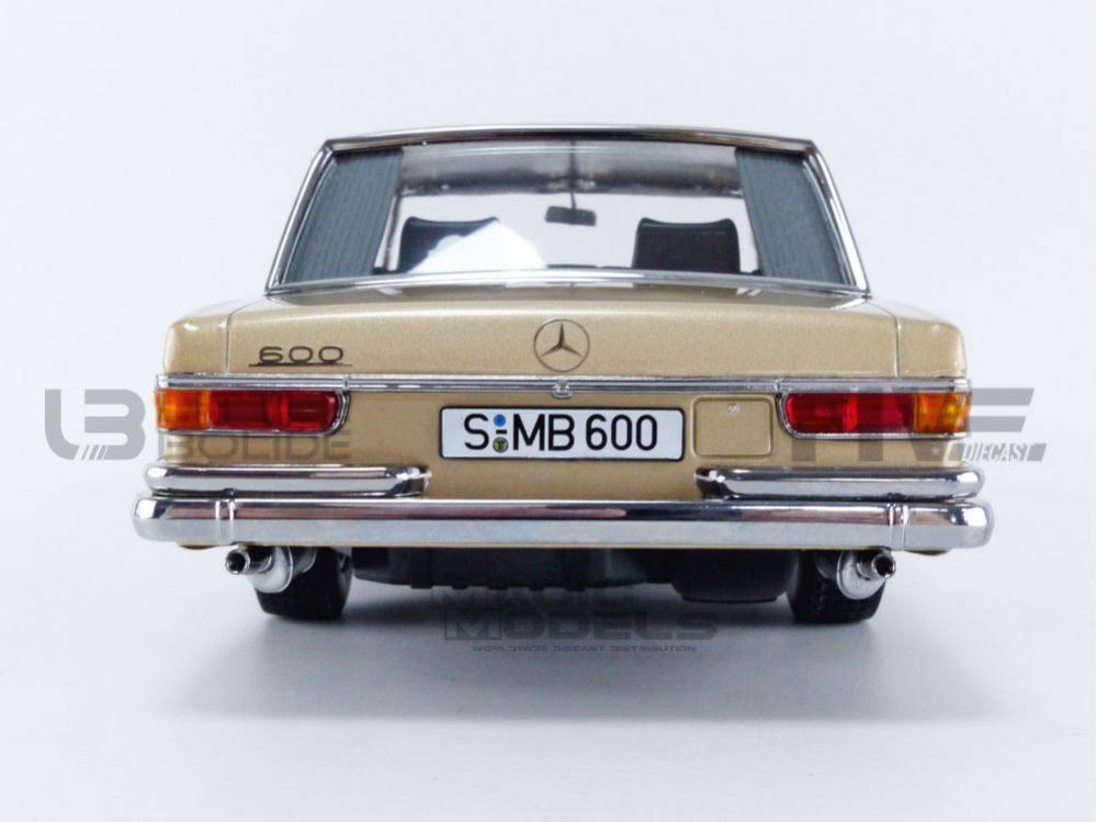 Gold 1/18 Mercedes-Benz 600 SWB W100 D3104