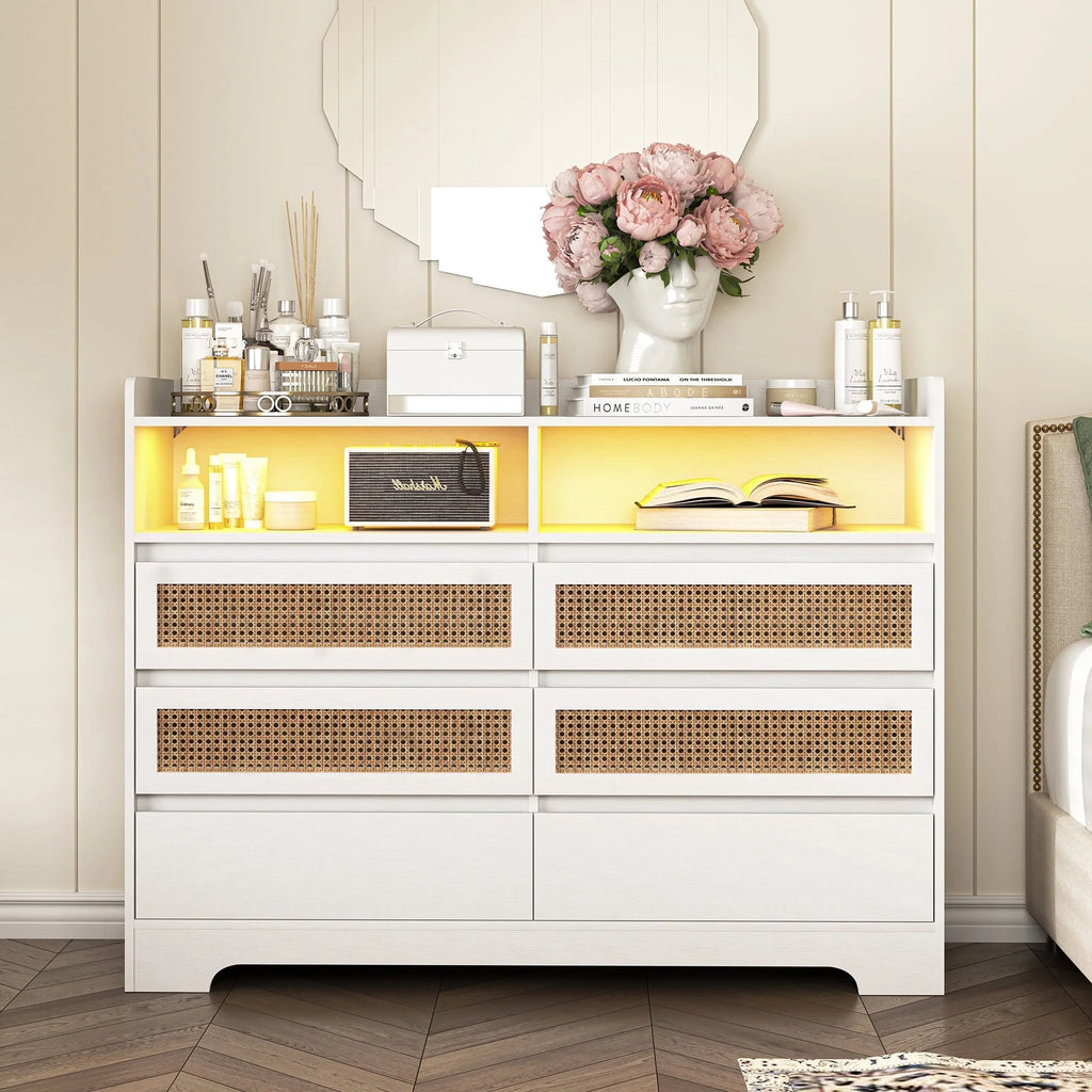 White 6 Drawer Dresser D590